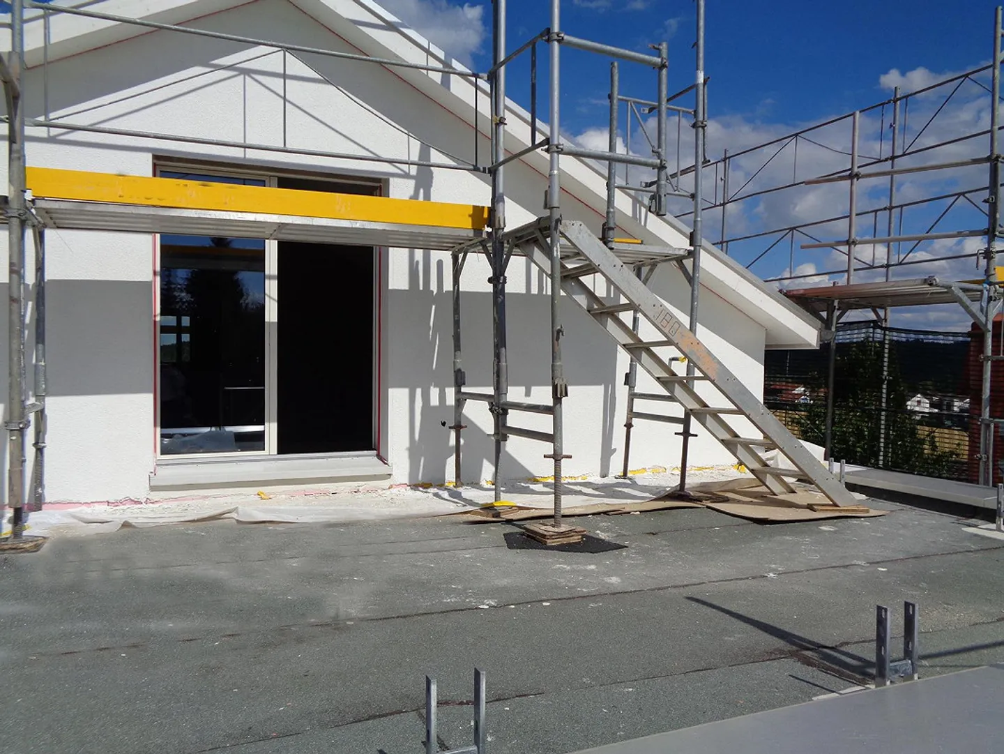 Première location Appartement moderne de 4,5 pièces avec terrasse dans un nouveau bâtiment - Photo 10 sur 10