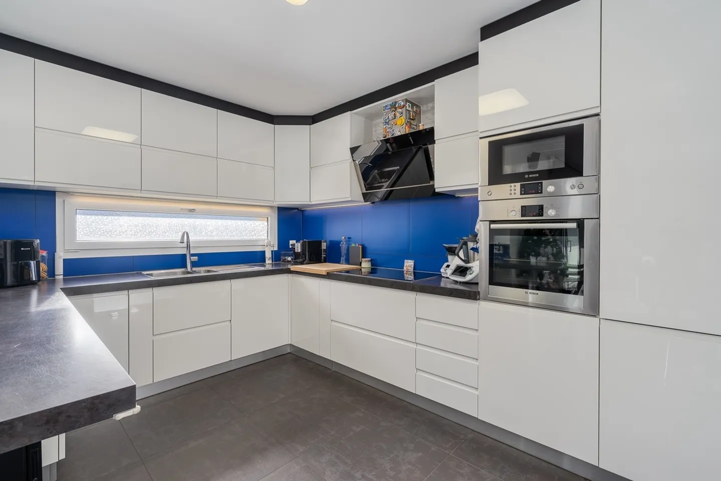 Geräumige 4,5-Zimmer-Wohnung in Arbedo Castione - Foto 2 von 13