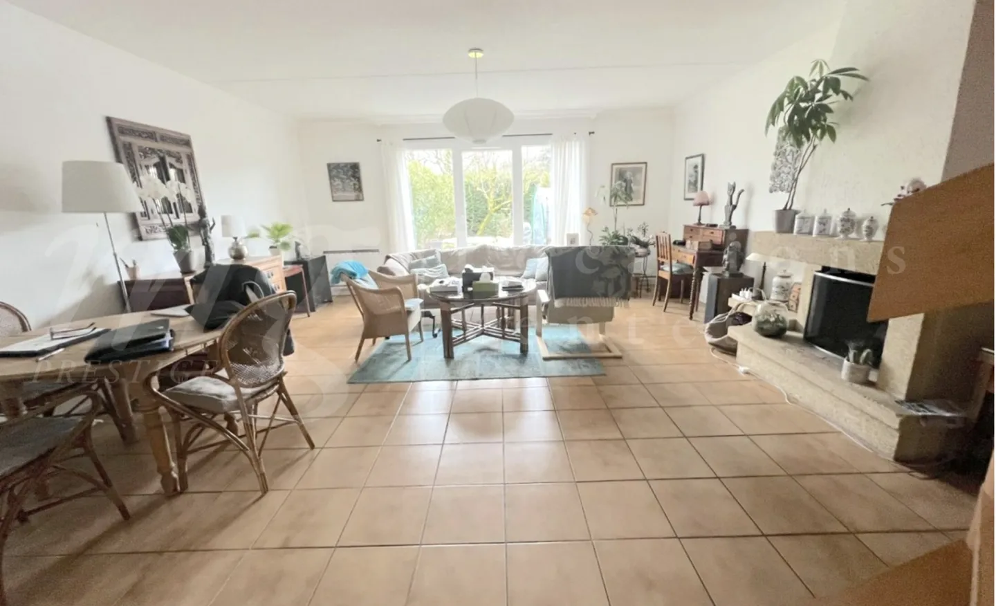 Exclusive!! VERY BEAUTIFUL 7-ROOM HOUSE OF 170 m2 - WITH SOUTH GARDEN AND PA - Photo 2 of 8
