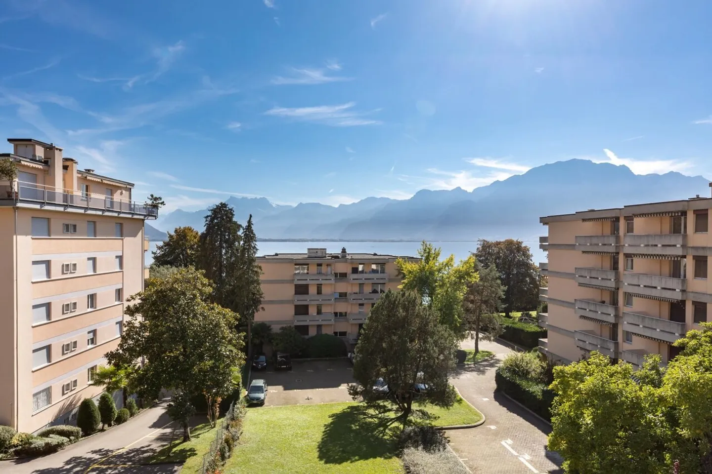 Appartement lumineux de 4,5 pièces - Photo 1 sur 12