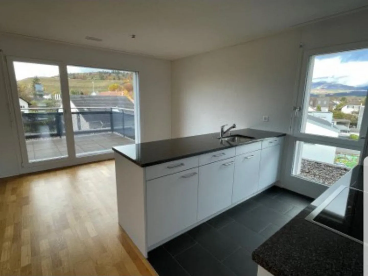 Appartement lumineux à Studen - Photo 9 sur 11