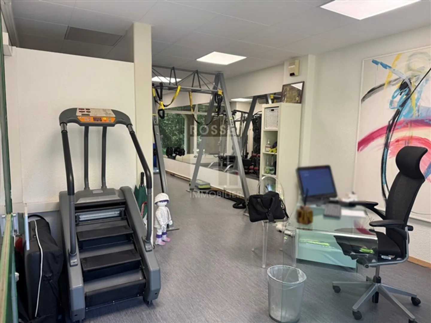 «Passage von ca. 42 m² im Erdgeschoss» - Foto 3 von 6