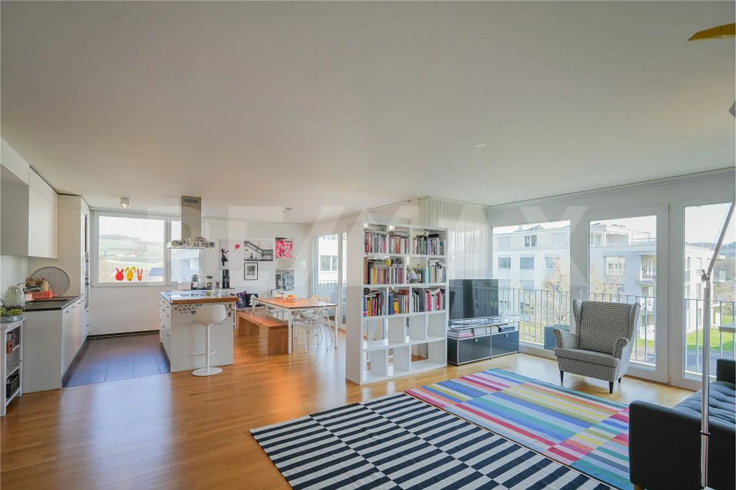 Genial zentral - Geräumige und sehr gepflegte 5.5 Zimmer-Wohnung - Photo 12 of 13