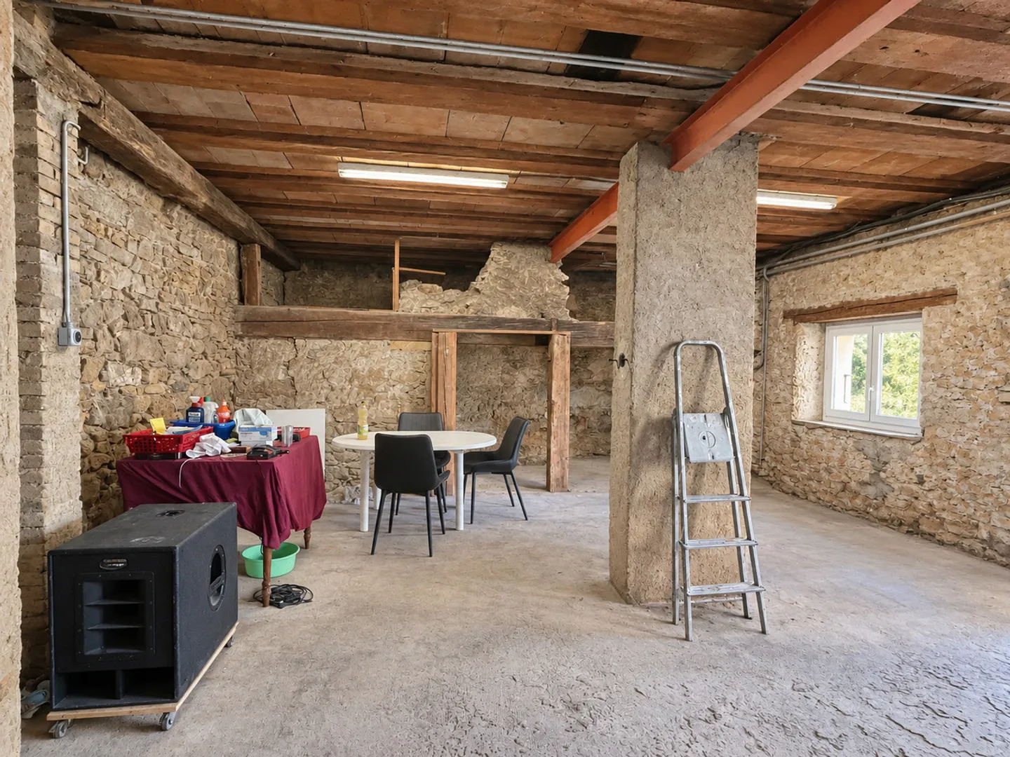 Maison de Village Charmante avec Vue - Photo 11 sur 13