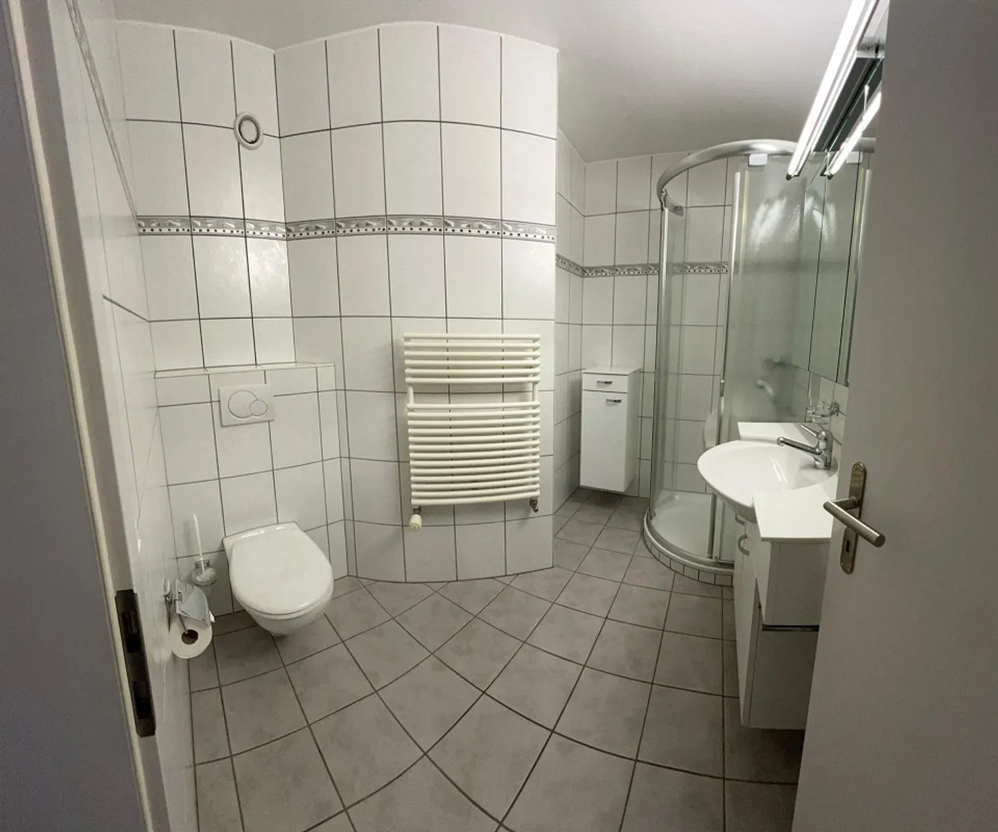 4-room apartment in Naters - freshly renovated, centrally located - Photo 4 of 8