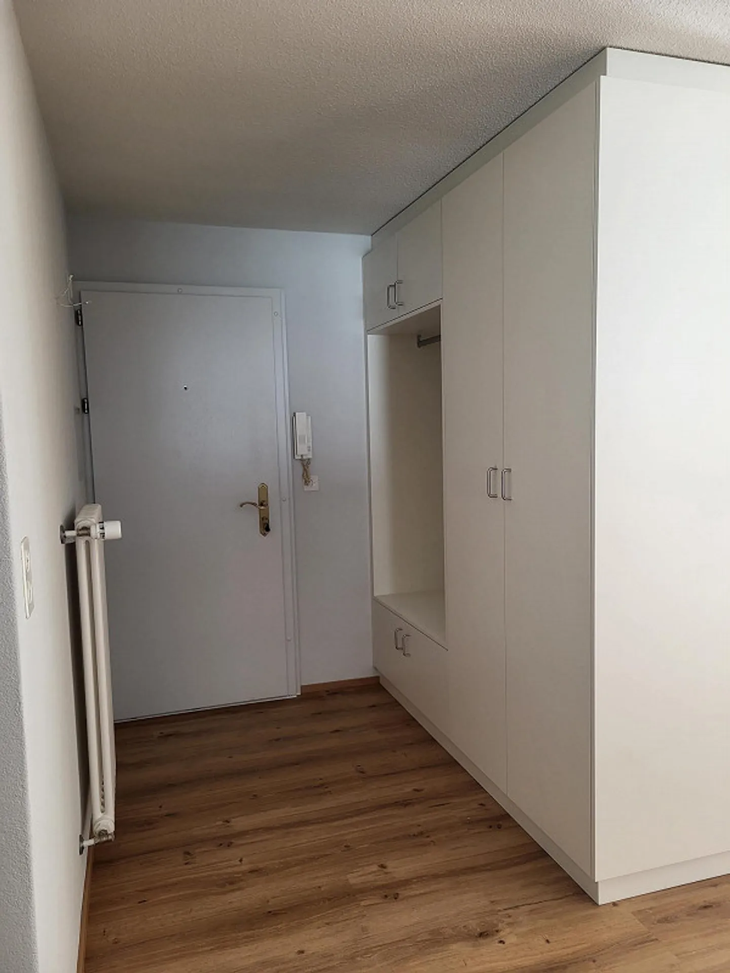 4-room apartment in Naters - freshly renovated, centrally located - Photo 5 of 8
