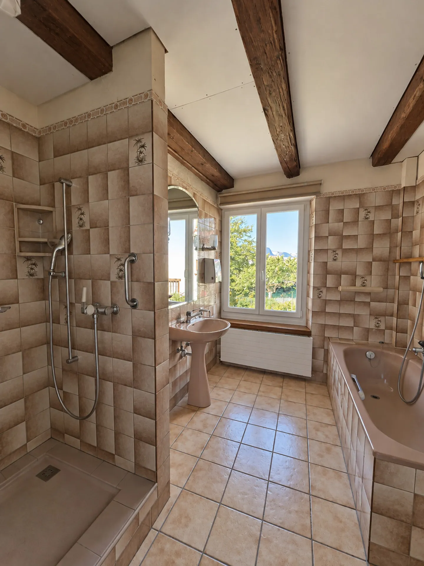 Maison de Village Charmante avec Vue - Photo 8 sur 13