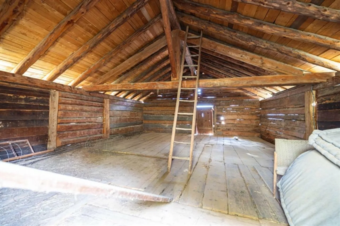 Una rara proprietà per amanti della verità e della tranquillità - Foto 8 di 10