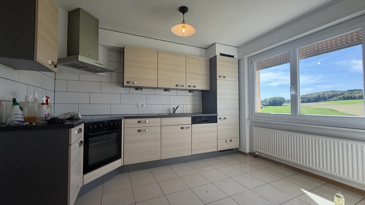 Charming Apartment in Fribourg - Photo 2 of 5