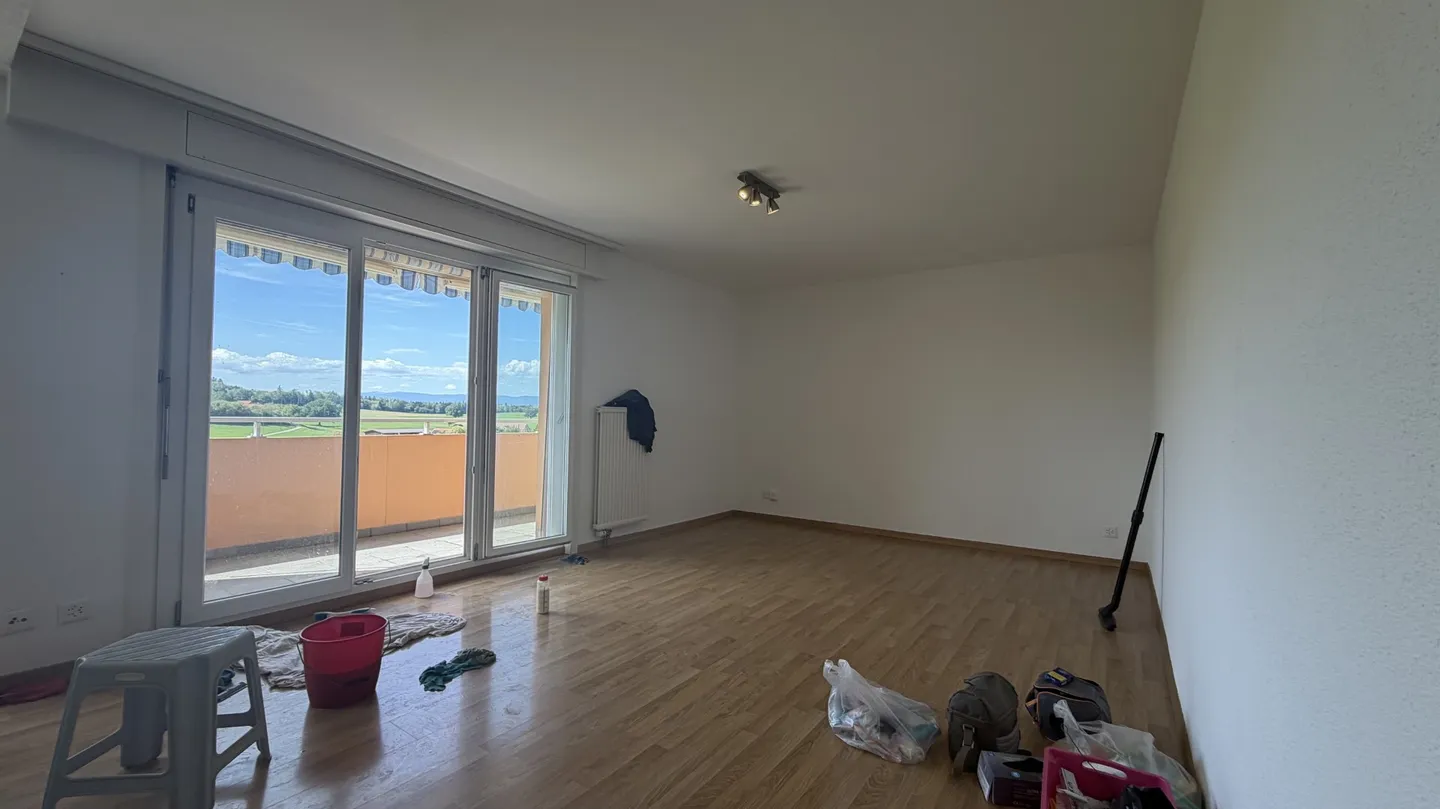 Charming Apartment in Fribourg - Photo 3 of 5