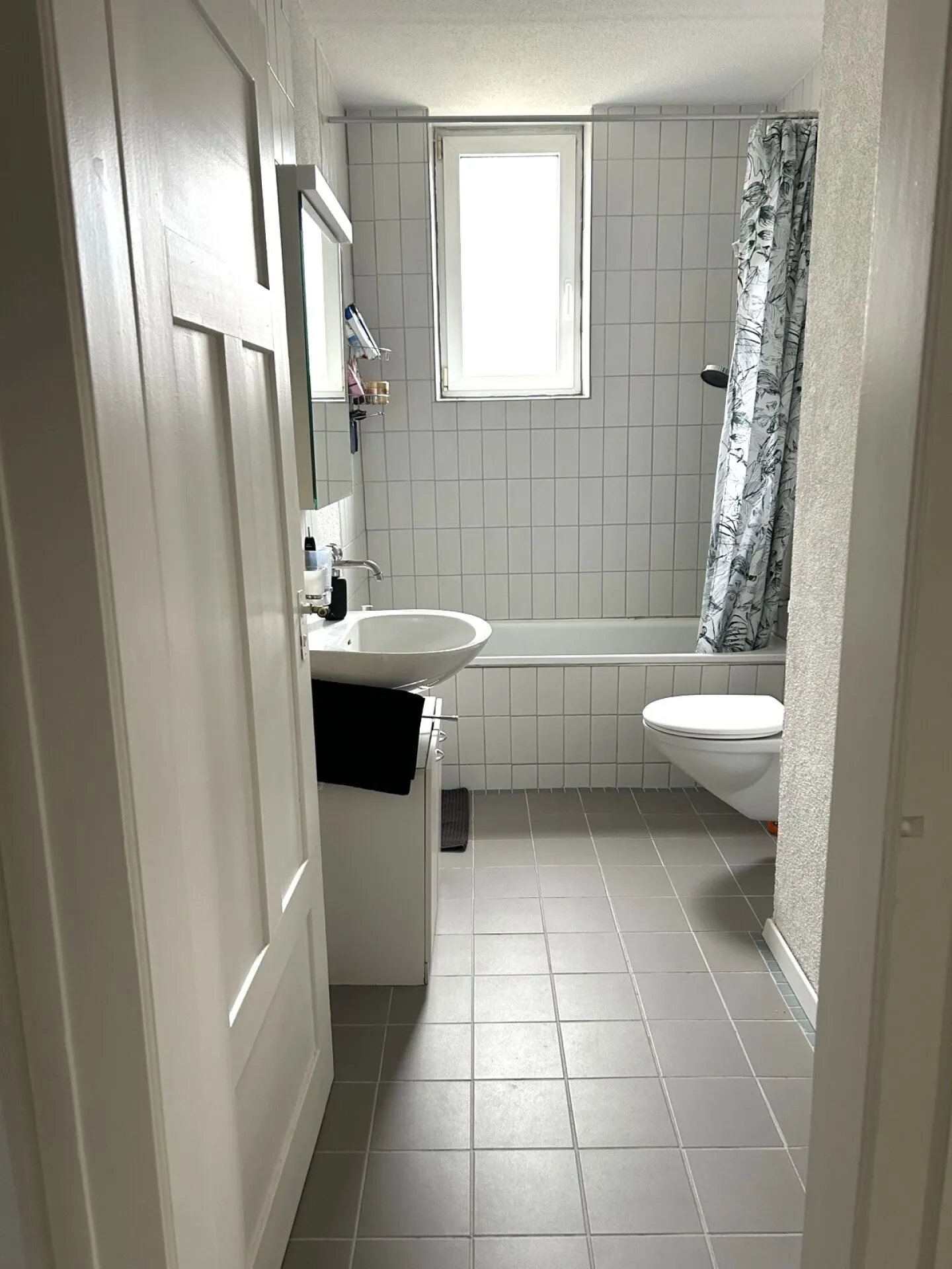 Tout à distance de marche - Photo 3 sur 11