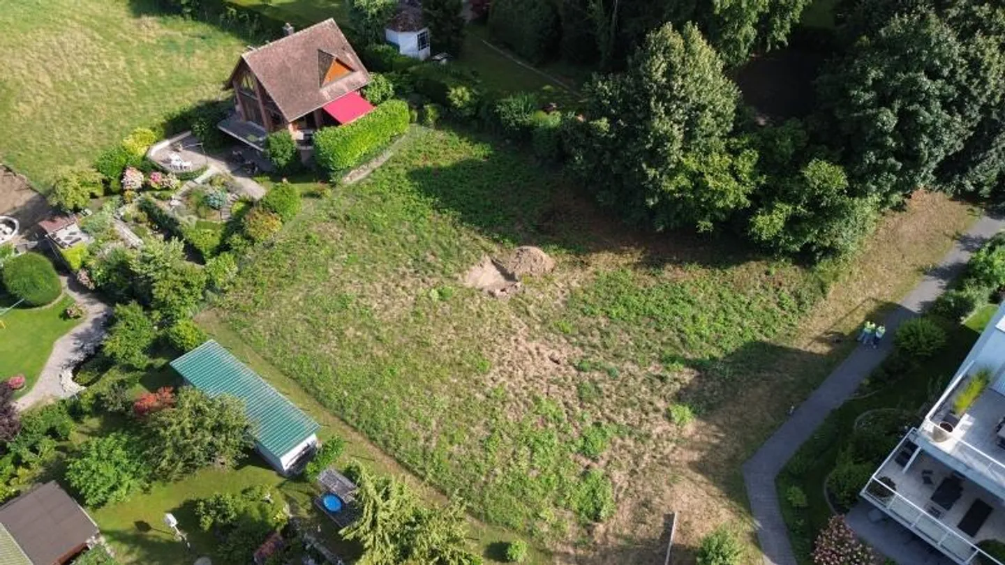 Exclusive building plot in top location with stunning lake view - Photo 2 of 5