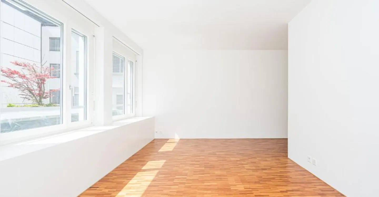 Experience 142m2 of modern living paradise in the heart of Biel! - Photo 4 of 7