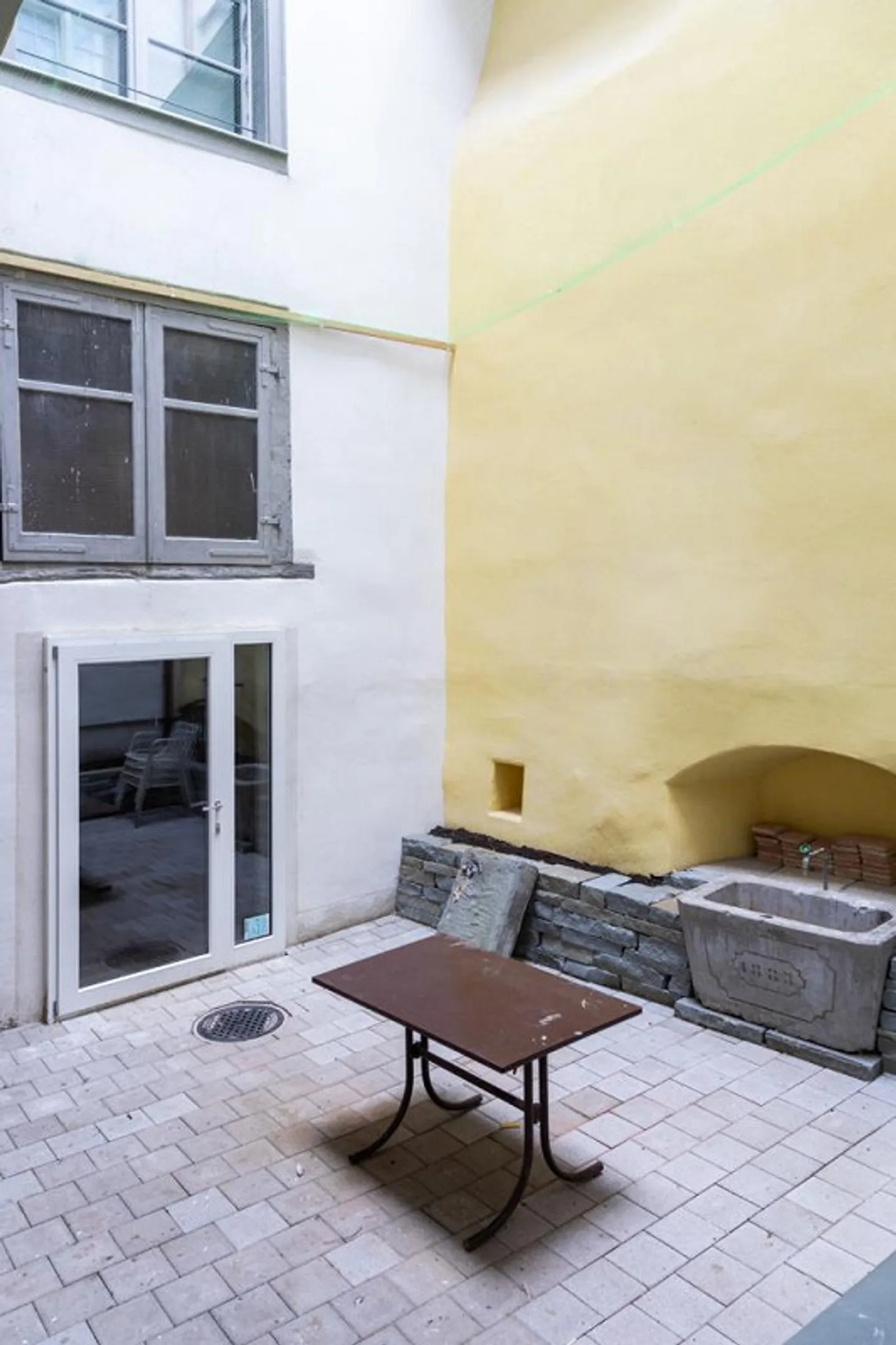 Appartamento Unico nel Cortile! - Foto 6 di 9