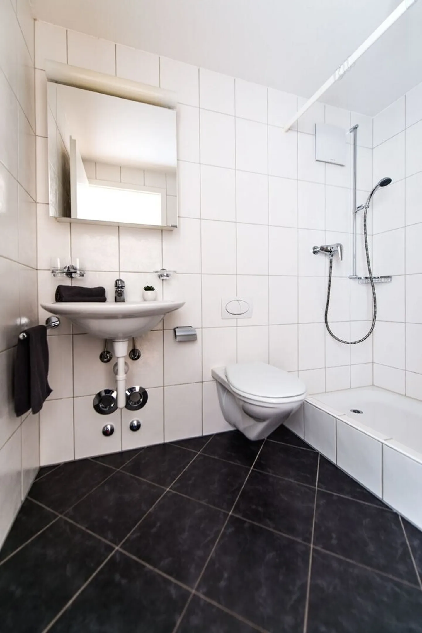 Living is ... Enjoying the sun on the balcony! - Photo 7 of 7