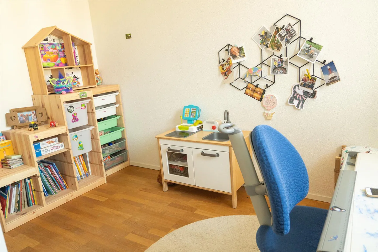 Modern 6.5-Room House in Rifferswil — Mortgage 0.62% transferable - Photo 7 of 18