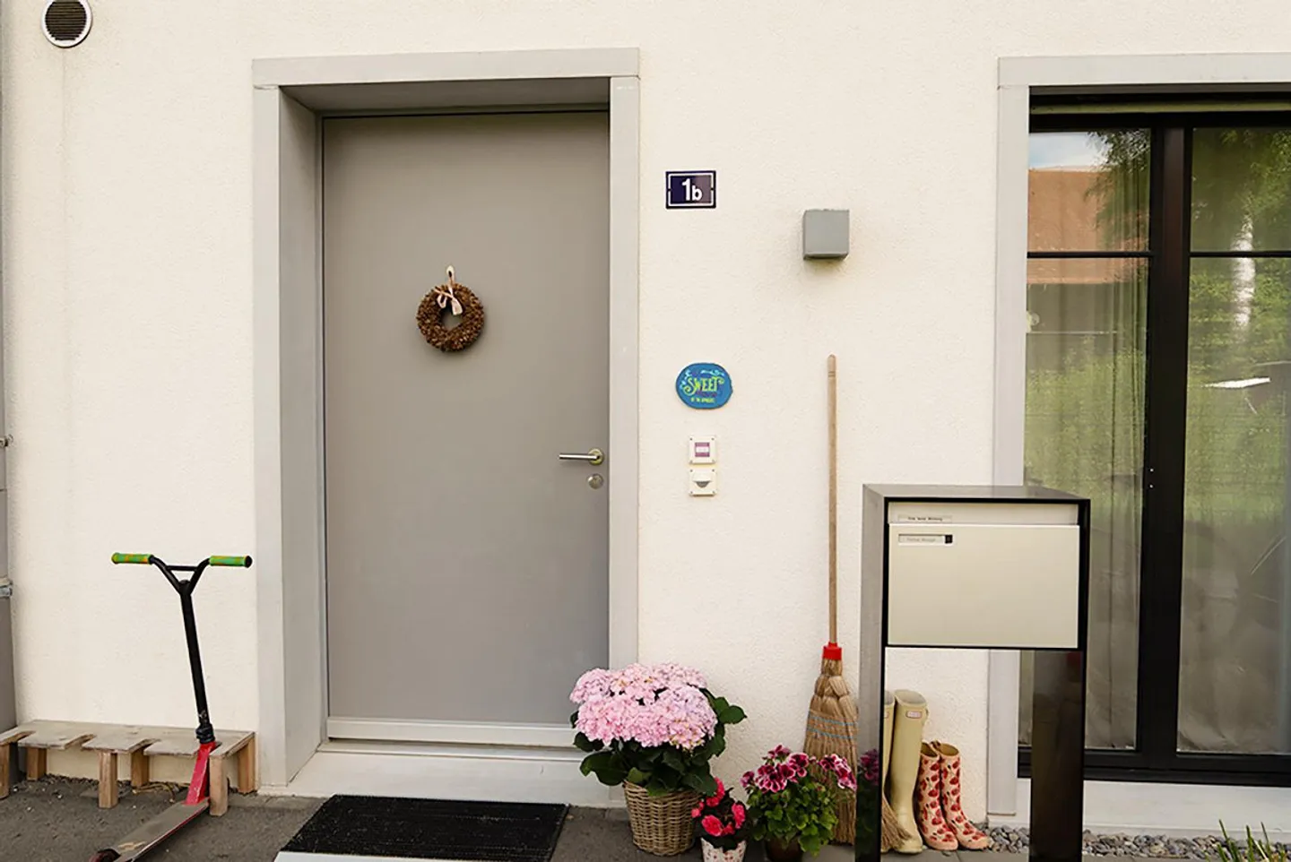 Modern 6.5-Room House in Rifferswil — Mortgage 0.62% transferable - Photo 13 of 18