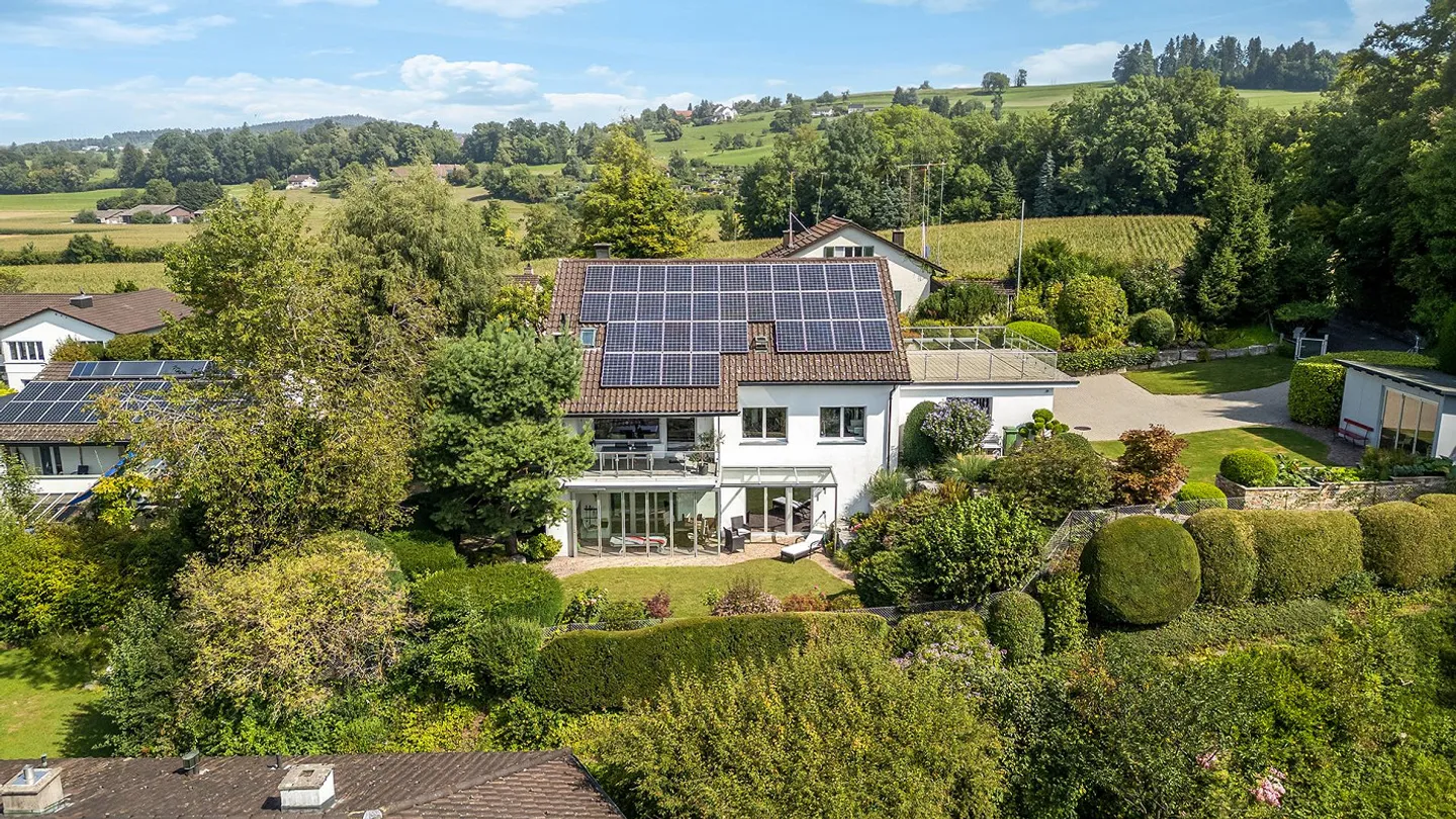 Casa familiare con vista panoramica e privacy - Foto 1 di 4
