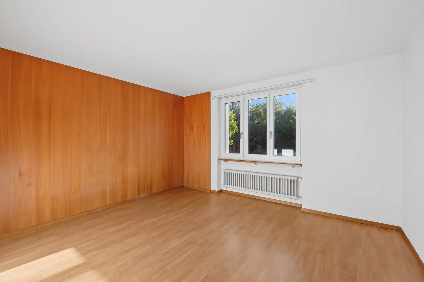 3-room apartment located at the edge of the forest, allowing for personal ideas. - Photo 7 of 13
