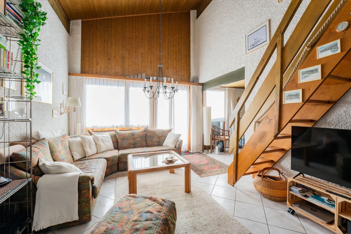 Charmante Dachwohnung in Ybrig - Foto 2 von 12