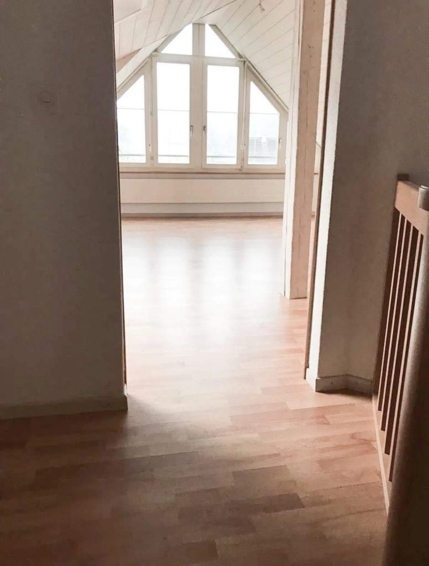 Appartement en duplex de 3,5 pièces incluant une place de parking - Photo 6 sur 9