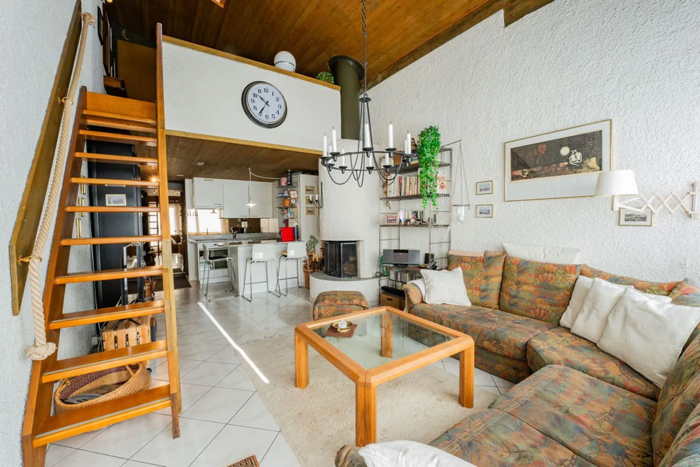 Charmante Dachwohnung in Ybrig - Foto 3 von 12