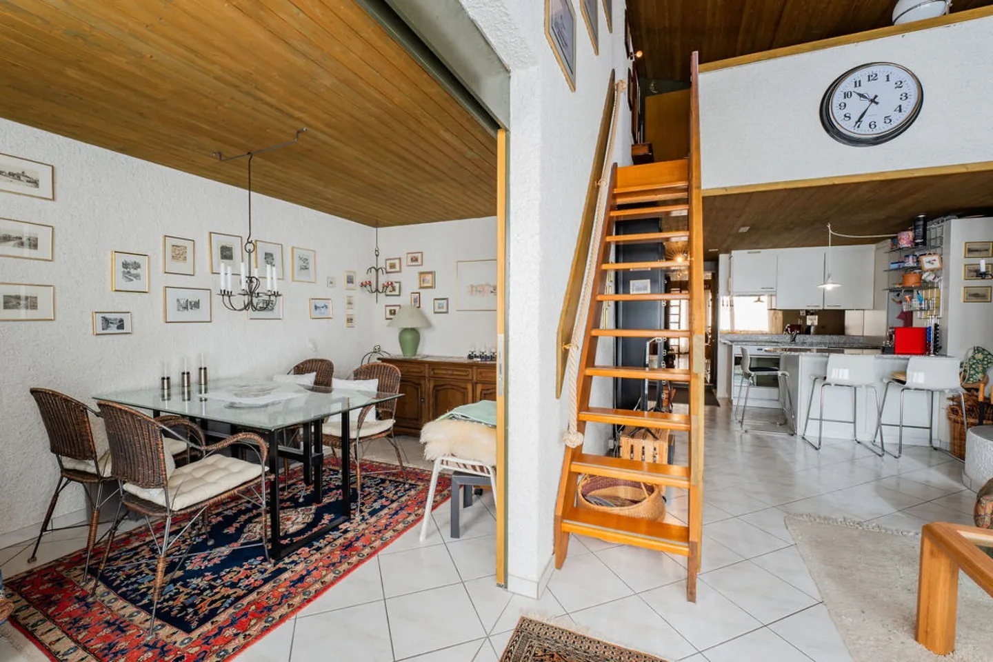 Charmante Dachwohnung in Ybrig - Foto 4 von 12