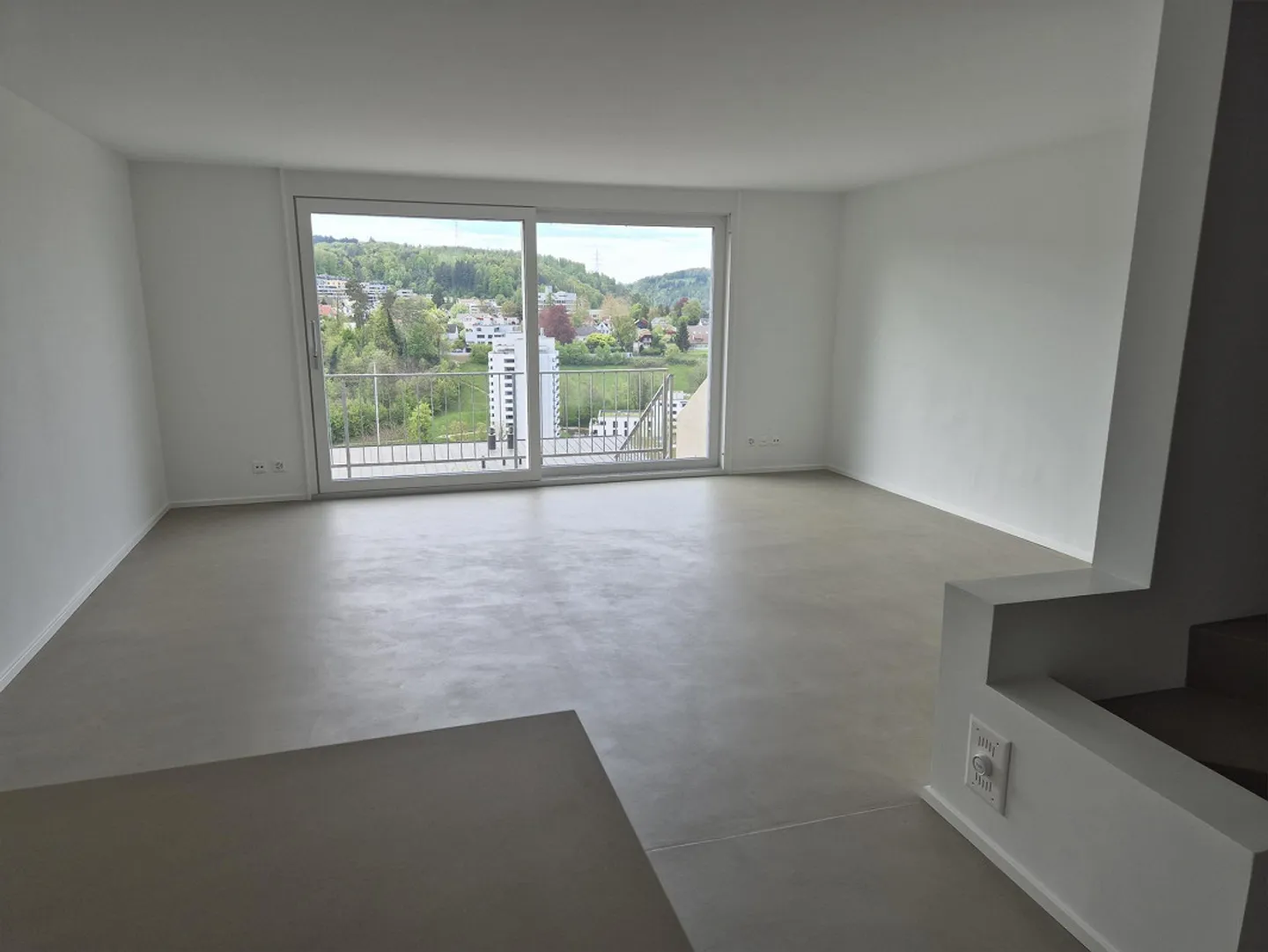 5.5 Room Row House - Photo 2 of 26