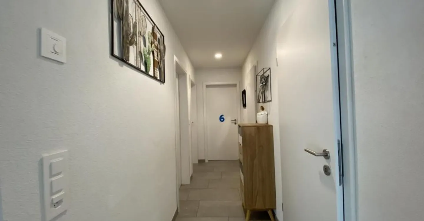 Apartment - Photo 8 of 13