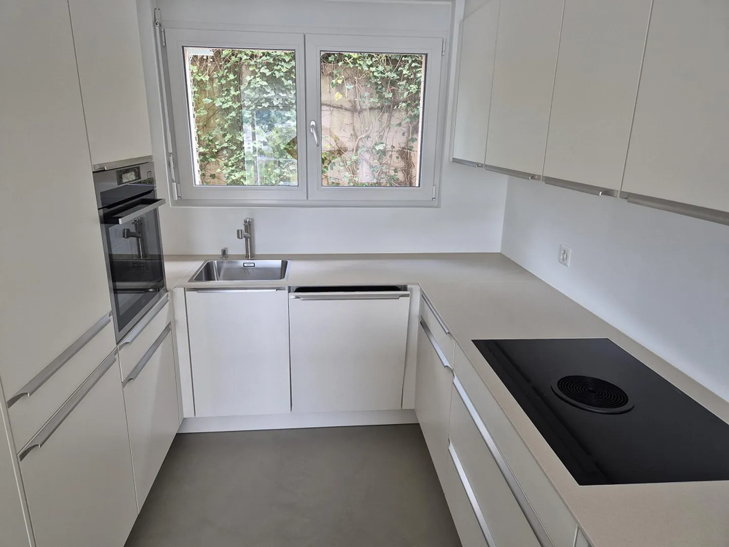 5.5 Room Row House - Photo 3 of 26