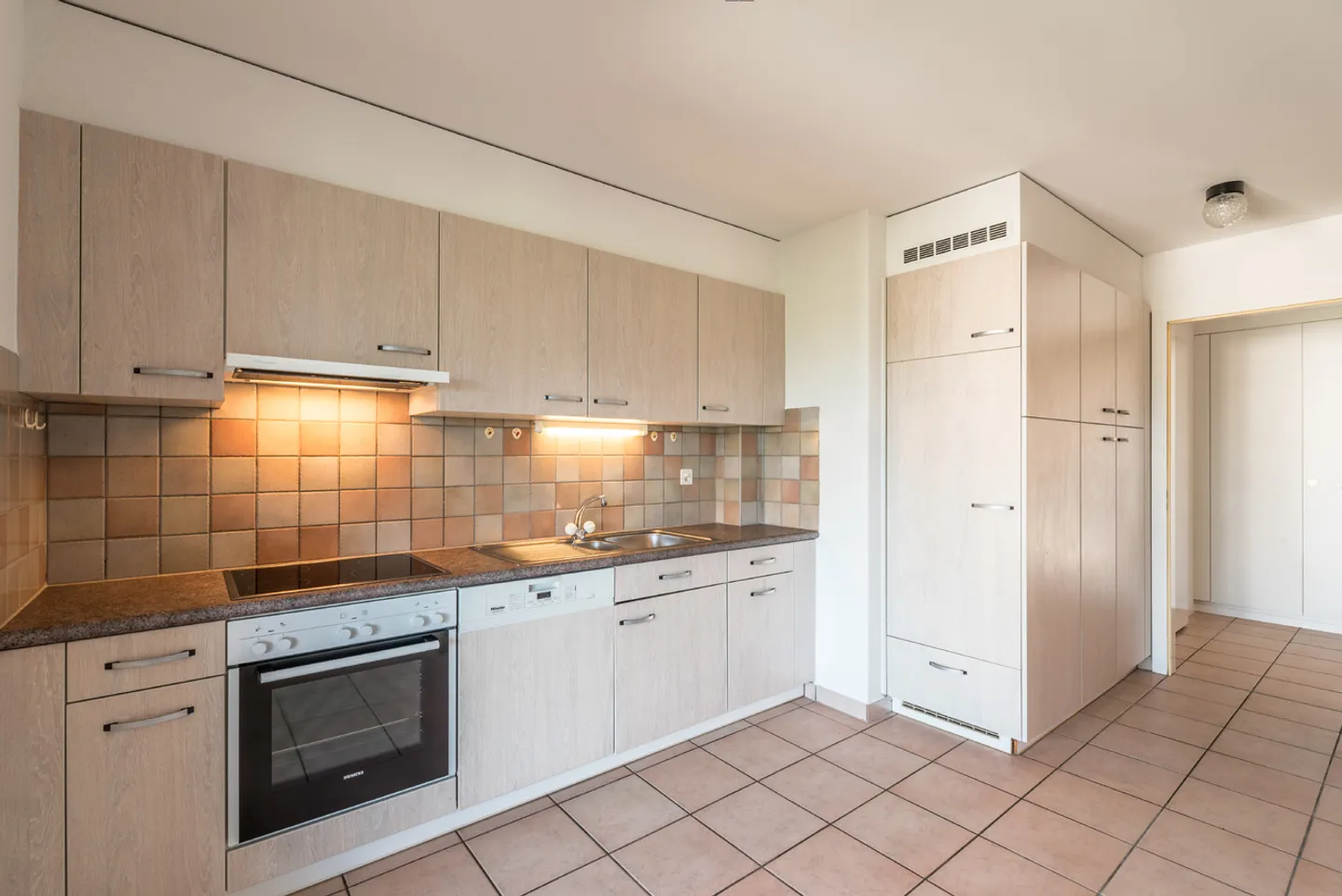 Wunderschöne 3,5-Zimmer-Wohnung im Erdgeschoss - Foto 3 von 8