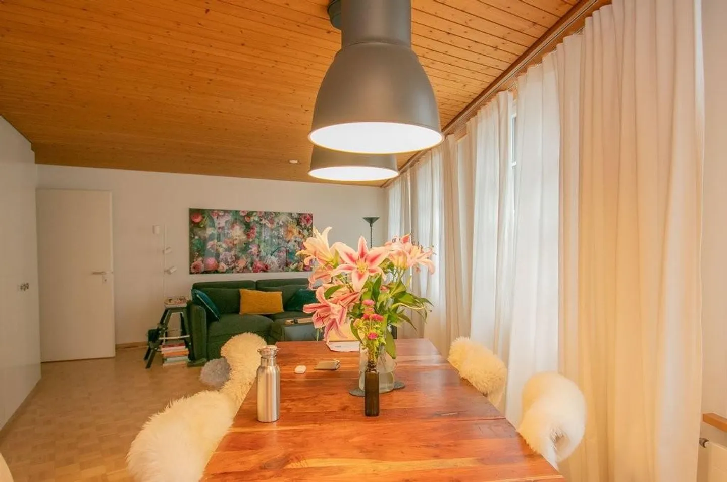 2.5 Room Apartment in Stylish and Centrally Located Property - Photo 2 of 7