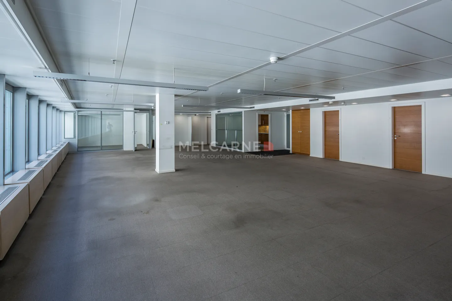 Bureaux de 295 m2 Rue du Rhône  - Photo 3 sur 3