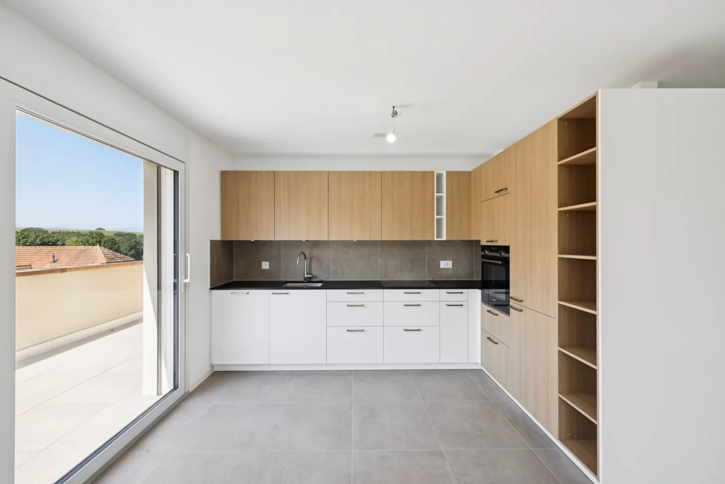 «Schöne neue Familienwohnung vor den Toren von Yverdon!» - Foto 1 von 11