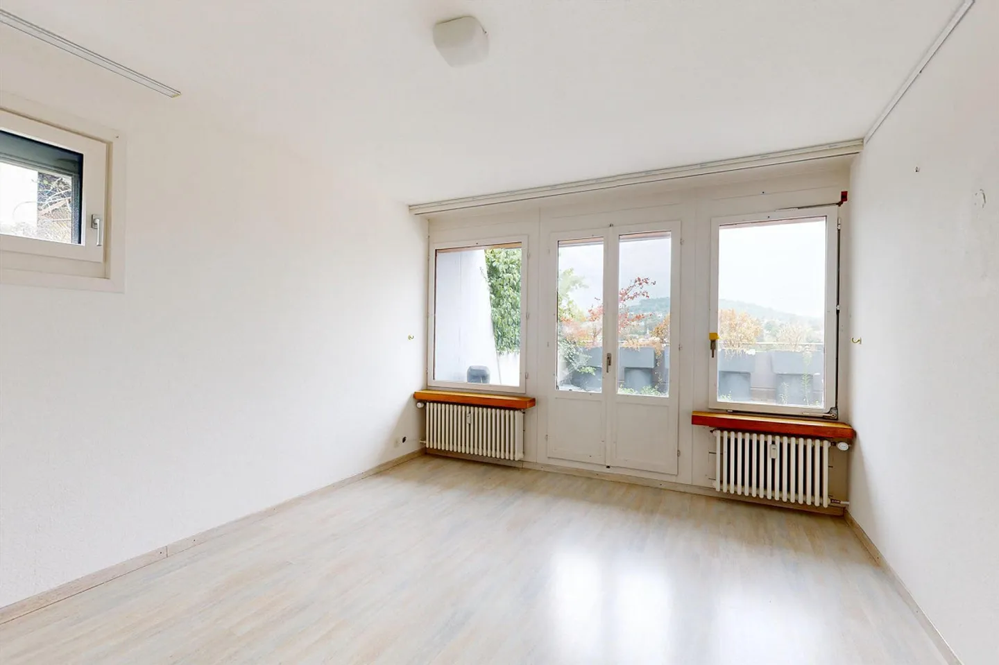 Appartement en terrasse de 4,5 pièces avec vue - Photo 5 sur 7