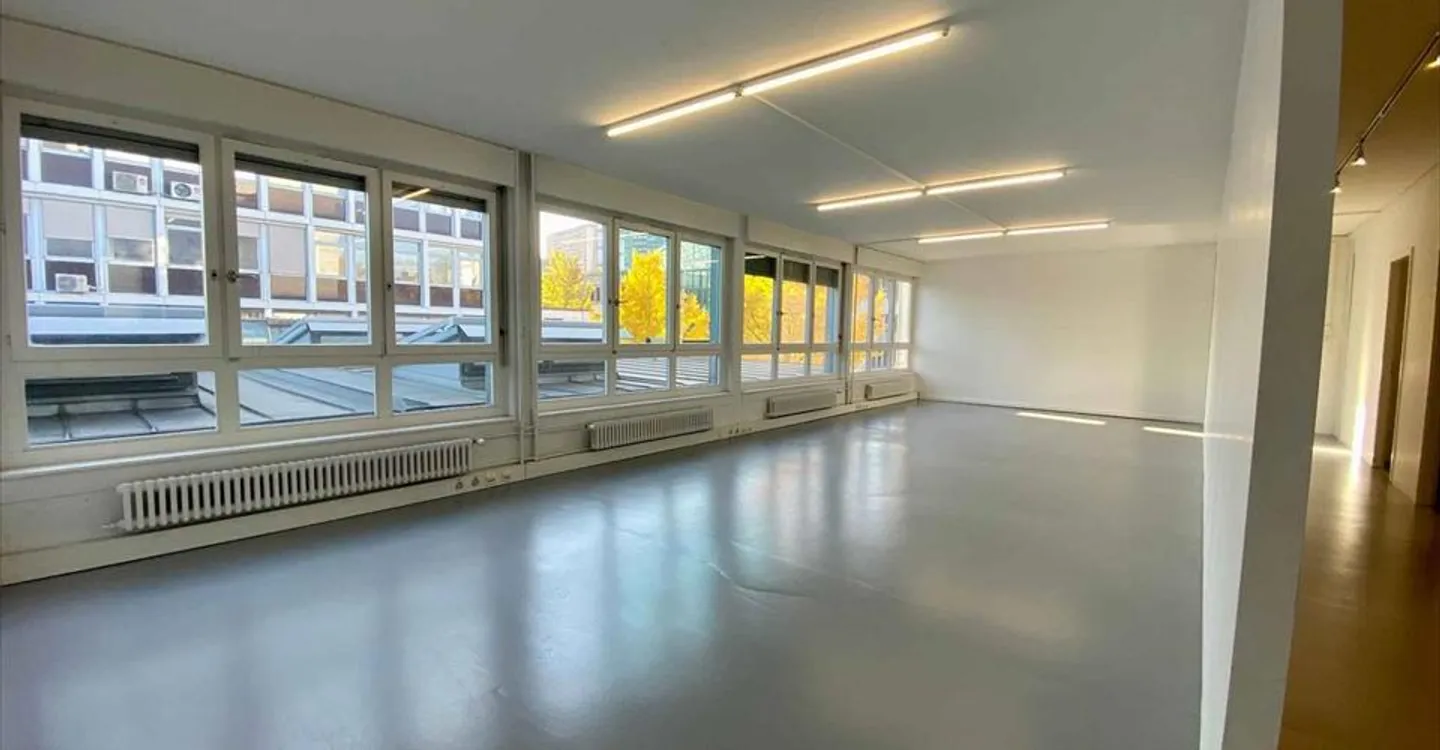 Bureau à louer - Photo 3 sur 13