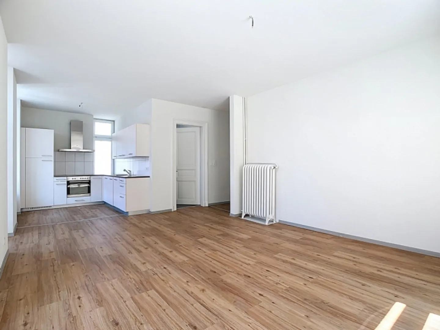 3-room apartment with balcony - Photo 3 of 11