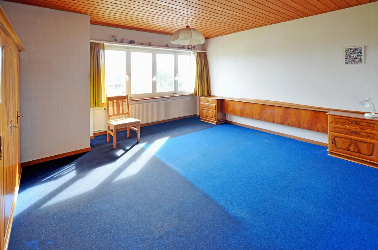 Maison individuelle avec appartement séparé et beaucoup d'espace extérieur - Photo 9 sur 14