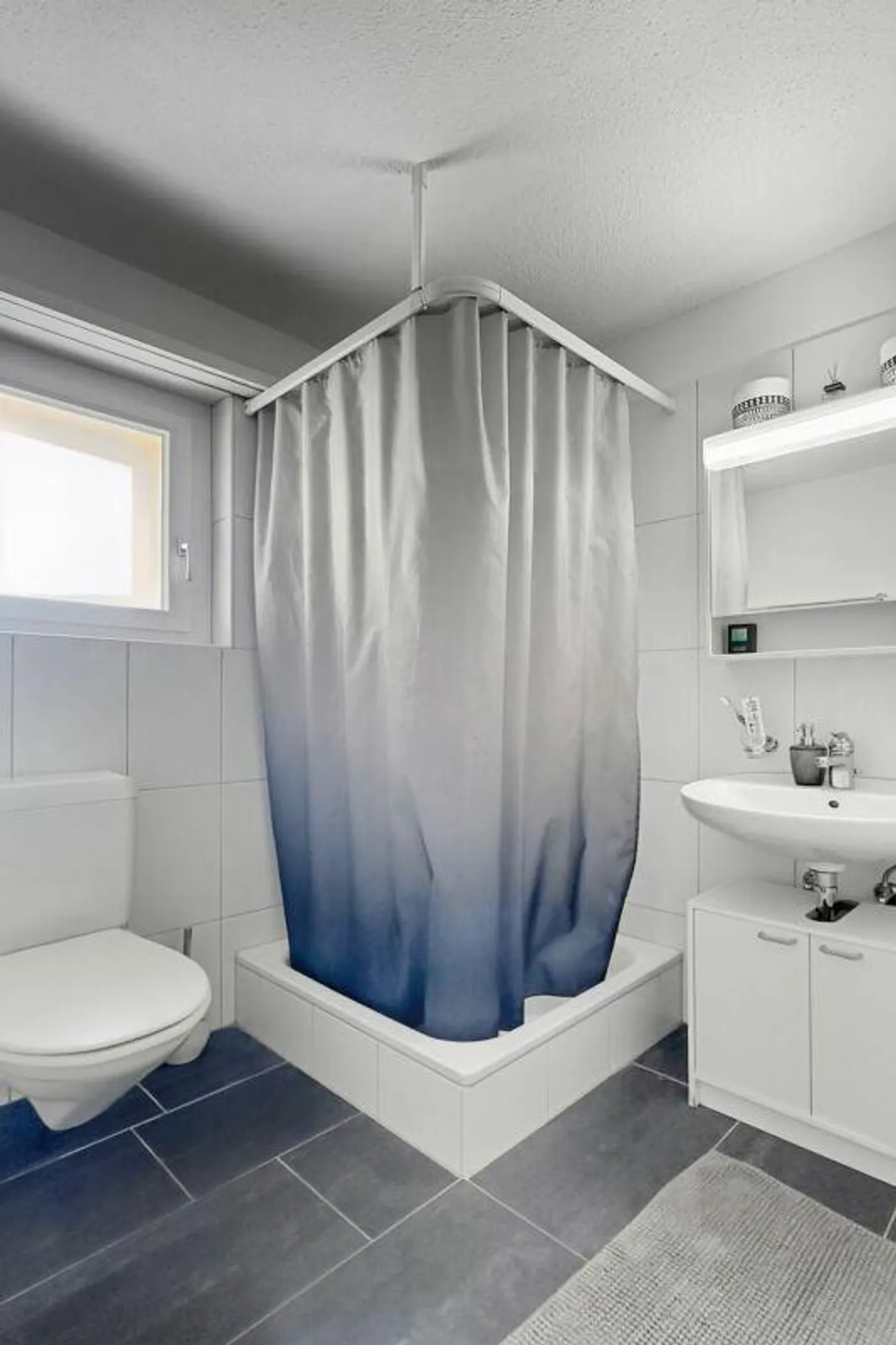 Appartement de 5,5 pièces bien entretenu à louer à Zuzwil, avantageux en matière d'impôts - Photo 8 sur 8