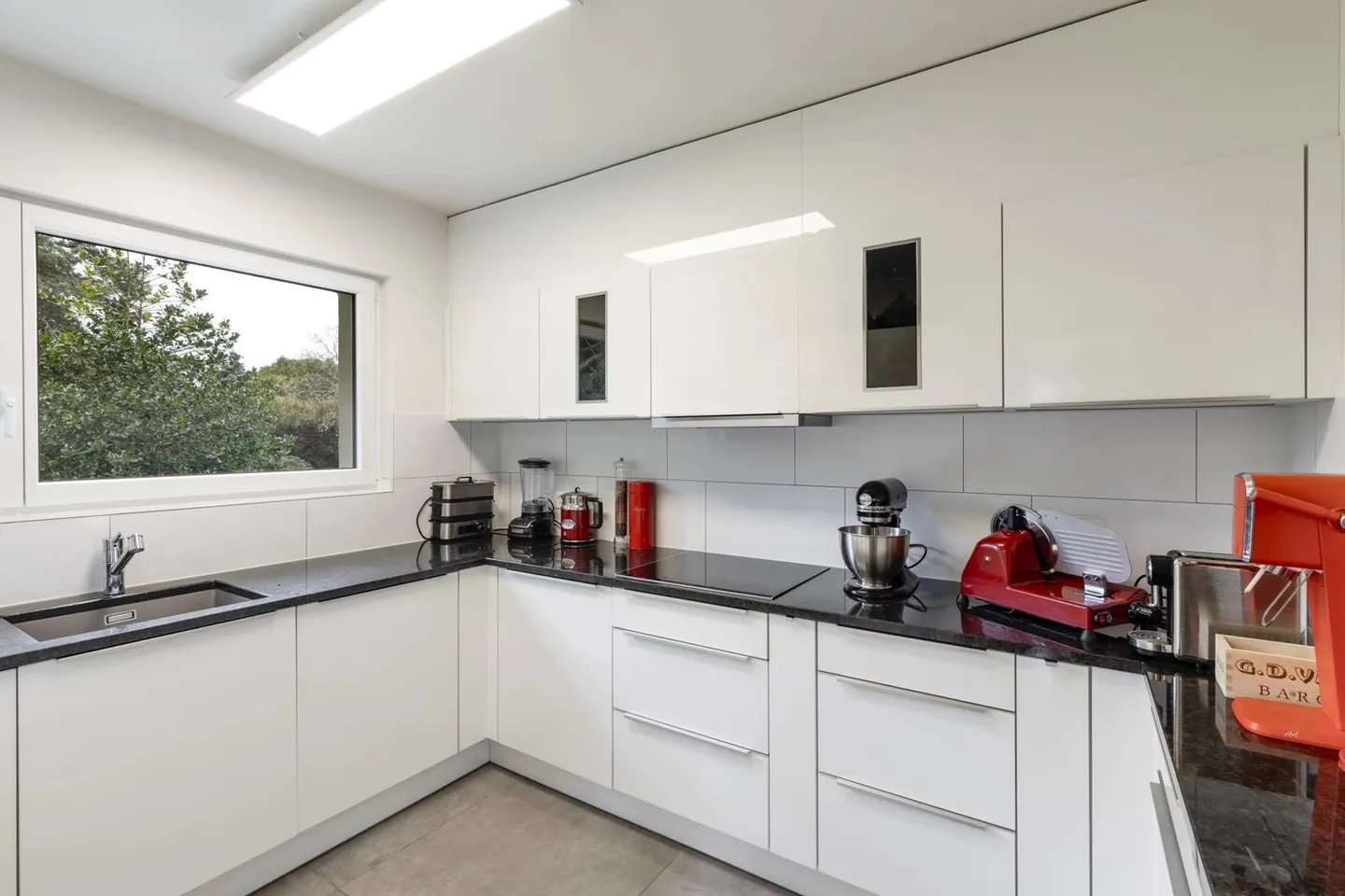 Villa individuelle de 5,5 pièces dans un quartier résidentiel recherché de Morges - Photo 5 sur 12