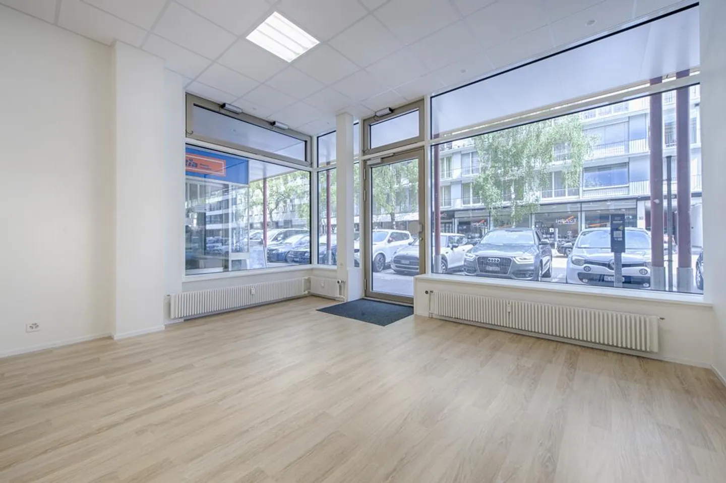 Zentrale, helle Gewerbefläche in Gehdistanz zum Bahnhof Biel - Foto 3 von 4