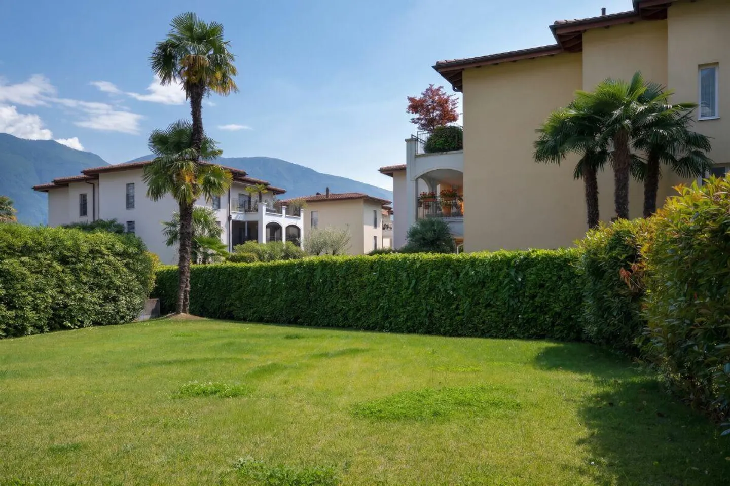 Ascona - refined apartment with large private garden and fireplace - Photo 12 of 14