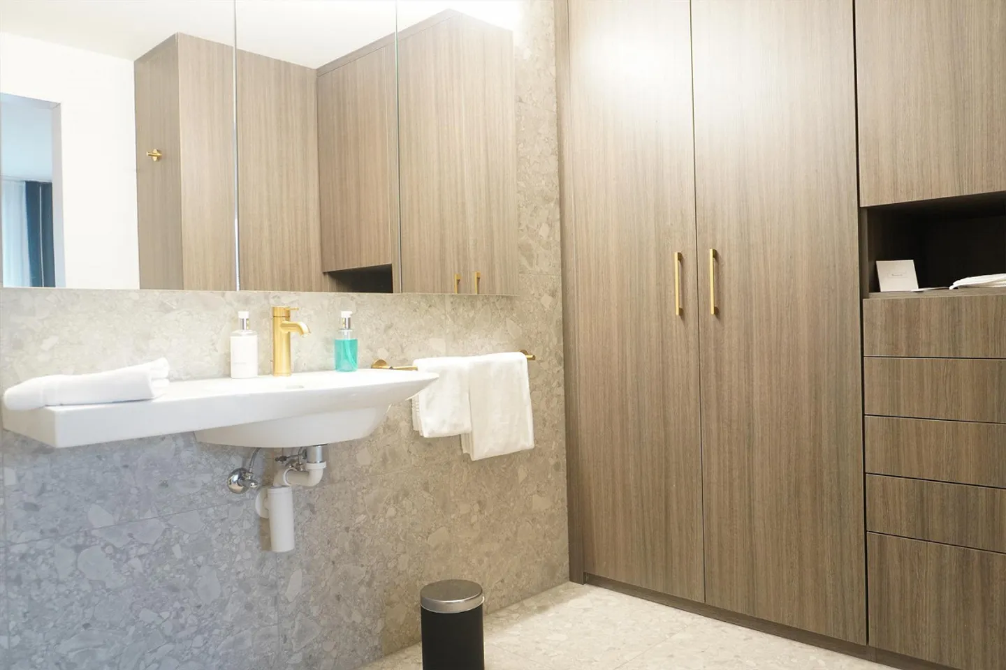 Vie exclusive au cœur du village de Sissach - Photo 7 sur 9