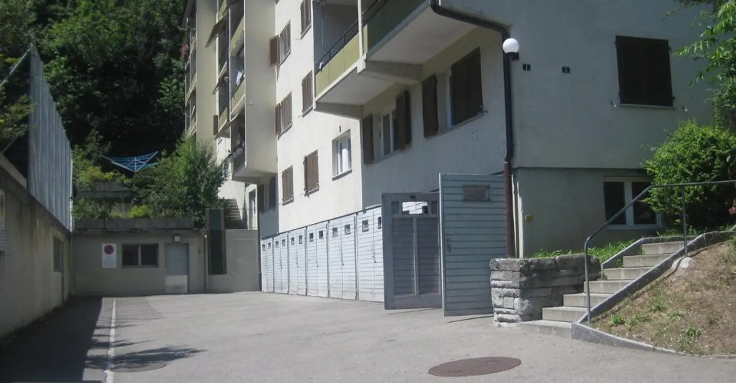 Parking space for rent in the underground garage - Photo 1 of 1