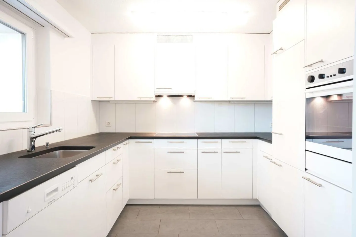 Appartamento familiare per amanti della natura urbana - Foto 1 di 15