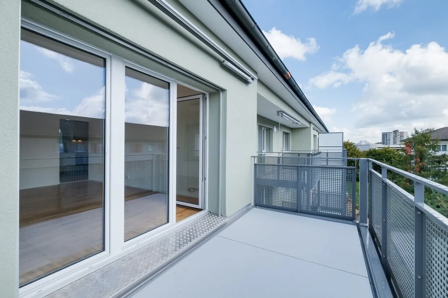 Central and bright apartment - Photo 8 of 8