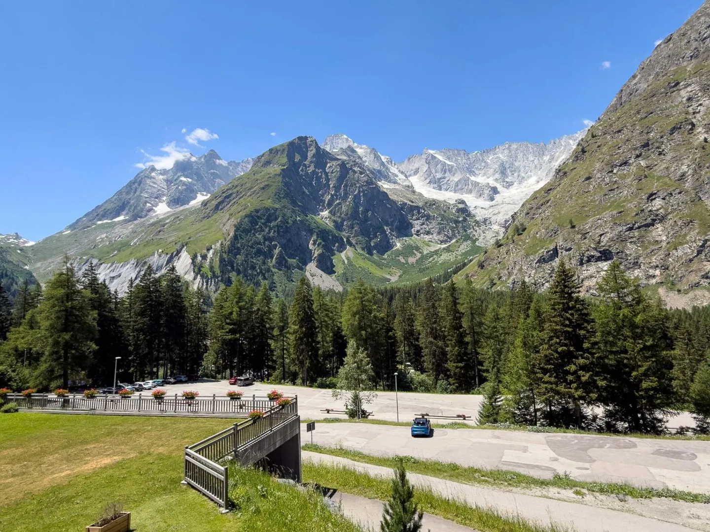 2.5 camere con vista panoramica sulle vette - Foto 7 di 8