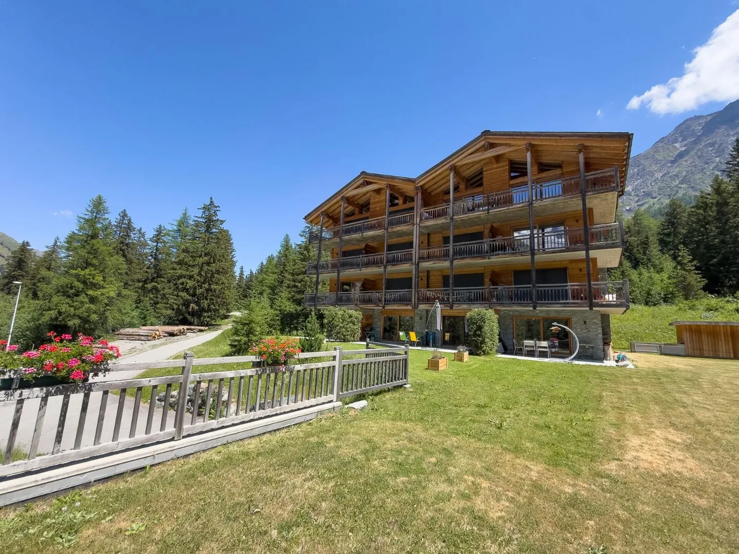 2.5 camere con vista panoramica sulle vette - Foto 8 di 8
