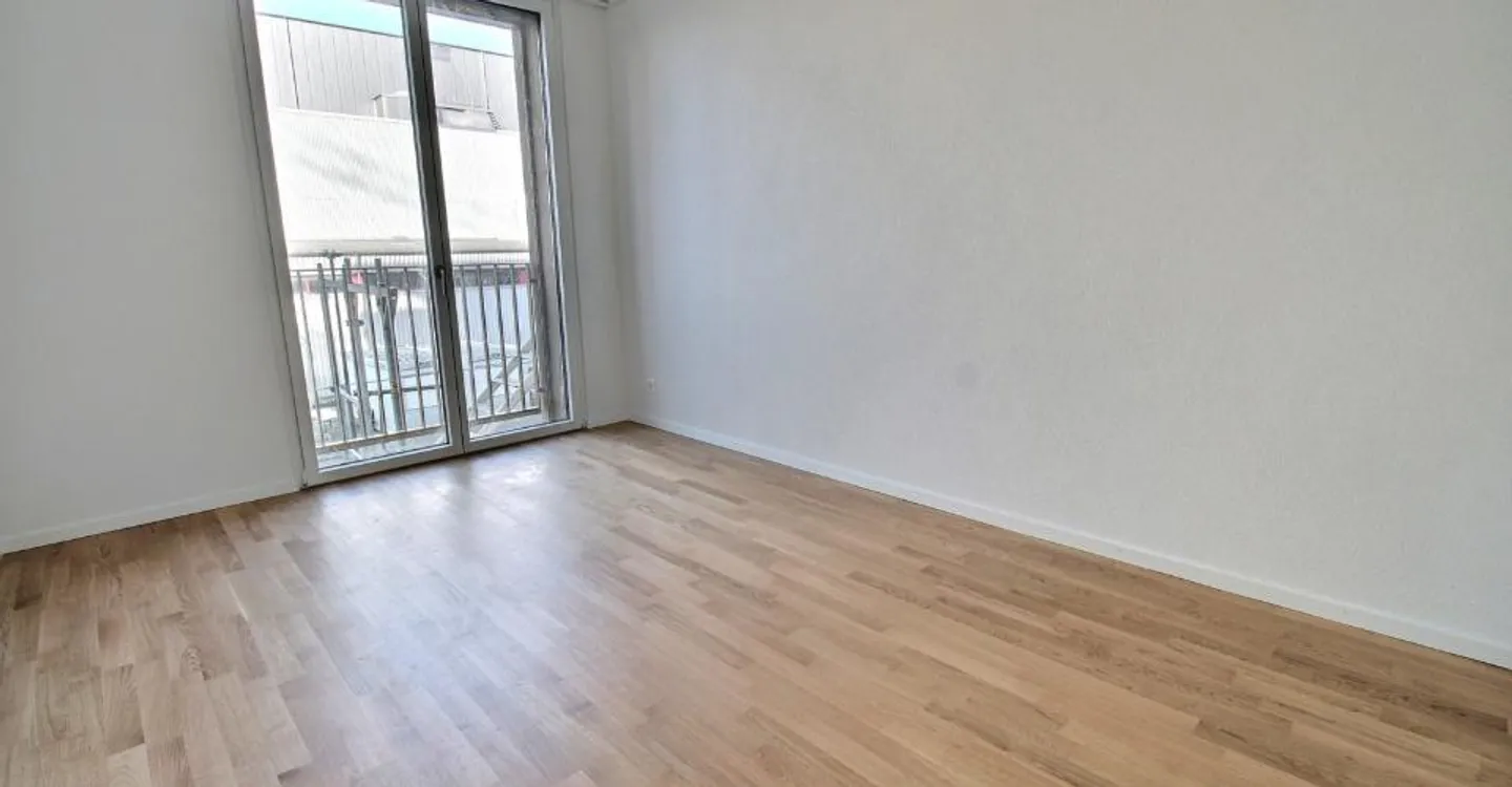 Appartement de luxe dans écoquartier - Photo 5 sur 8