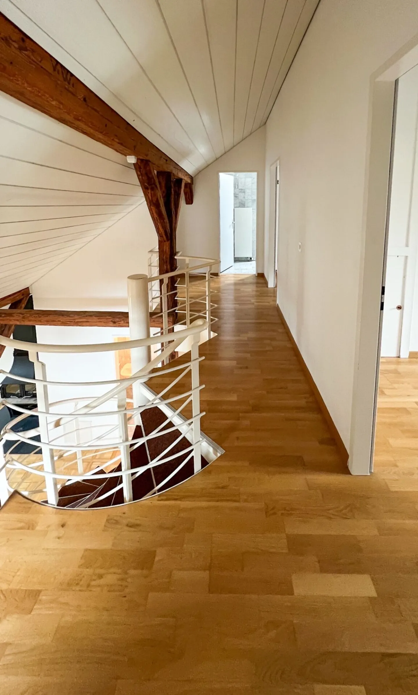 Duplex apartment in the old town - Photo 10 of 18